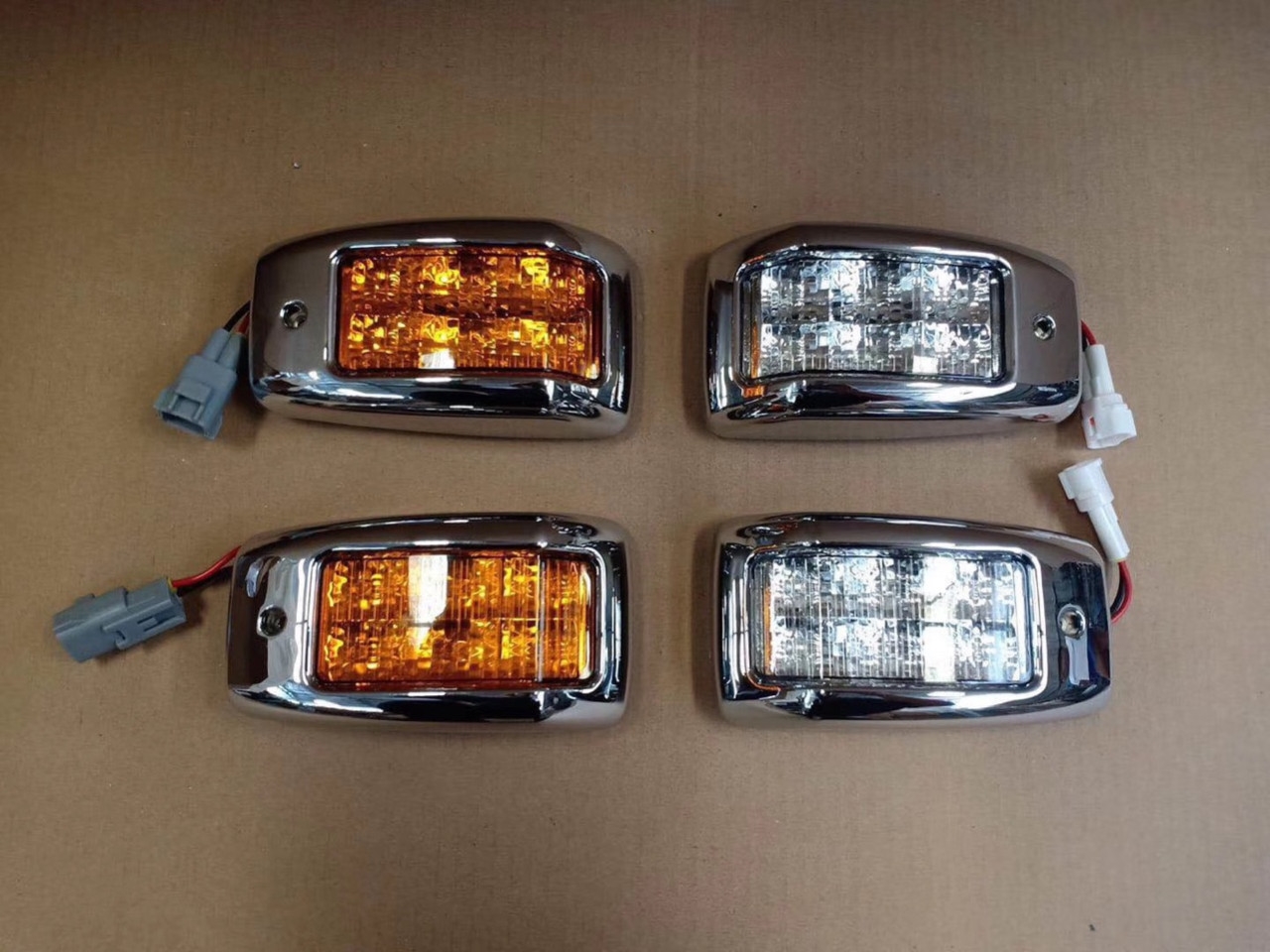 Đèn xi nhan cửa hino mạ